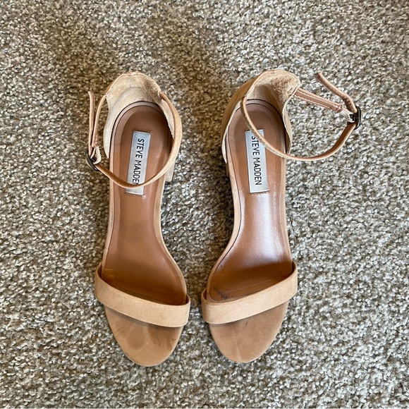 Steve Madden Tan Sandals - Picture 2 of 11